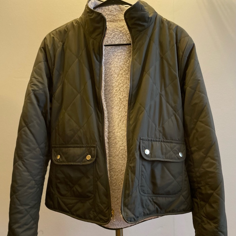 Sherpa Lined Reversible Quilted Jacket, Size:M, Color: Olive